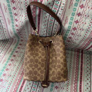 Coach Roan Bucket Bag Signature Canvas Tan/Brown